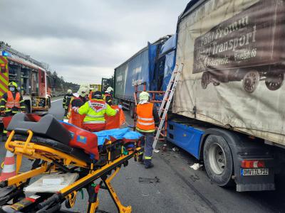 Verkehrsunfall Lkw oder Bus - BAB 9, AS Beelitz-Heilstätten - AS Beelitz