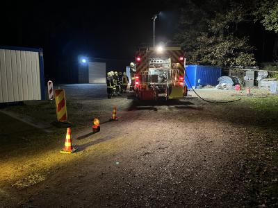 Übung TMR - Person unter Palettenstapel