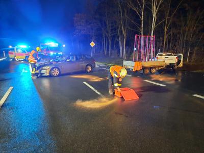 Verkehrsunfall mit Personenschaden - B246, Schäpe AS Beelitz