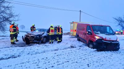 Verkehrsunfall mit Personenschaden - OV Schäpe - Salzbrunn