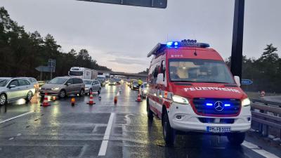 Verkehrsunfall Lkw oder Bus - BAB9, AS Beelitz-Heilstätten - AD Potsdam