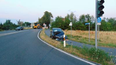 Verkehrsunfall mit Personenschaden - B2 / B246, Kreuzung Beelitz Mitte